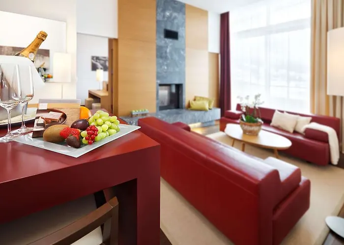 Hotel Tauern Zell Am